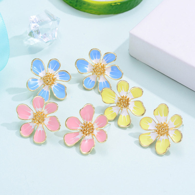 Small Fresh Flower Earrings