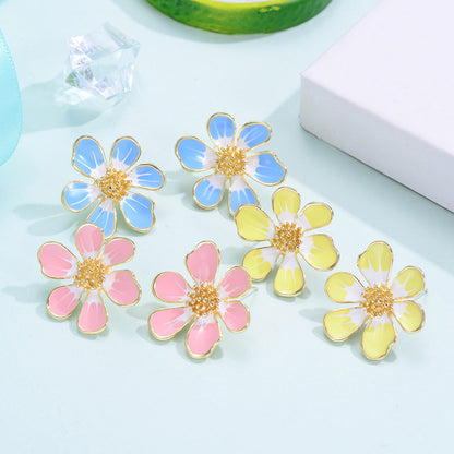 Small Fresh Flower Earrings