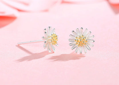 925 Sterling Silver Daisy Earrings