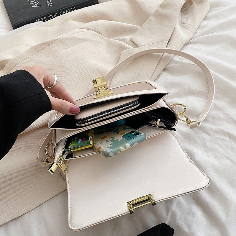 YN shoulder Bag