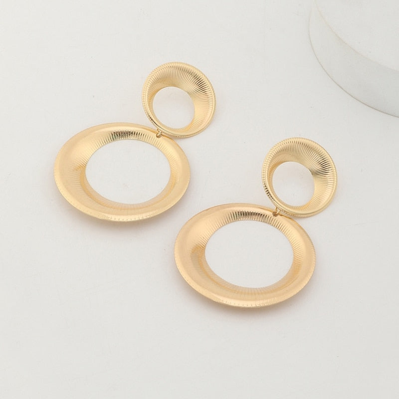 Round Layered Dangle Earrings