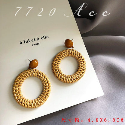 Retro Exaggerated Geometric Rattan Woven Earrings