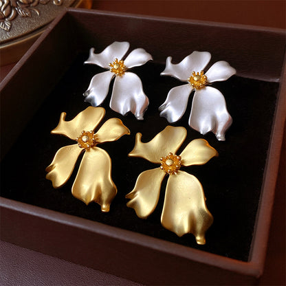 Exaggerated Flower Earrings