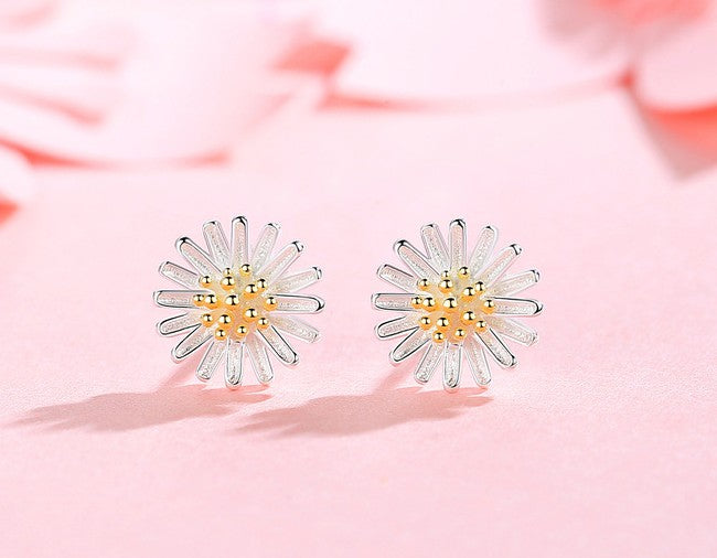 925 Sterling Silver Daisy Earrings