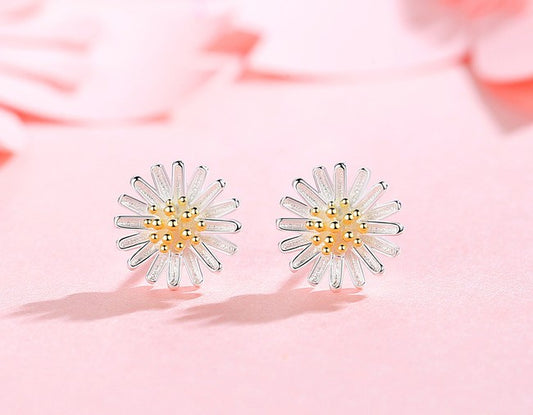 925 Sterling Silver Daisy Earrings