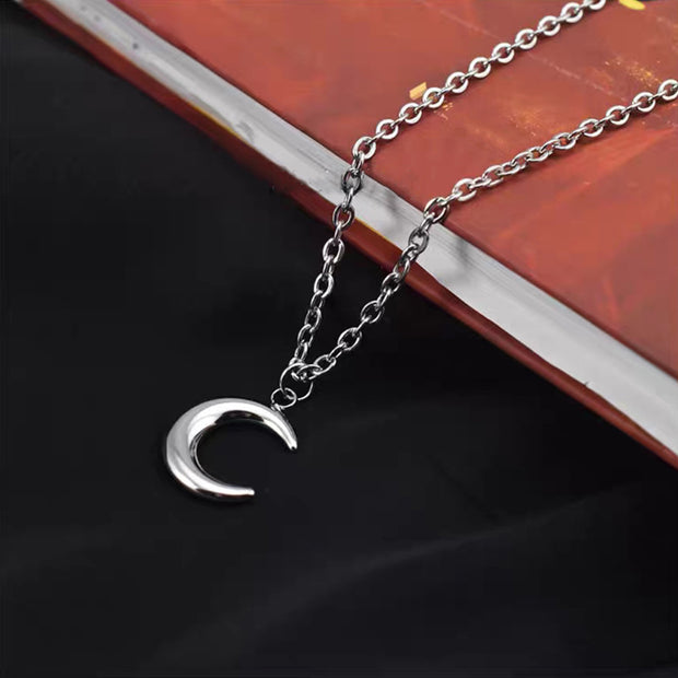 Moon Necklace Simple Crescent Clavicle Chain