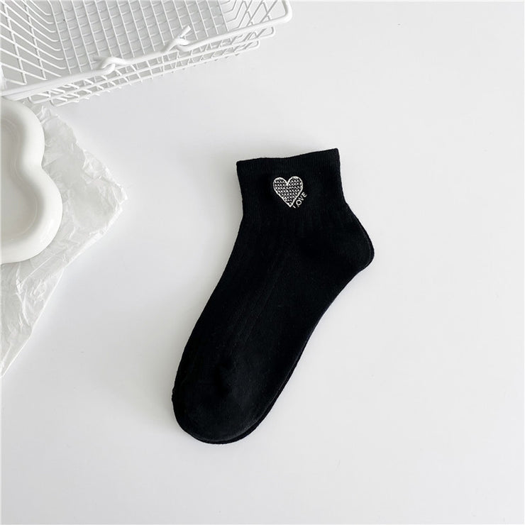 Women's Fashionable Cotton Embroidered Socks