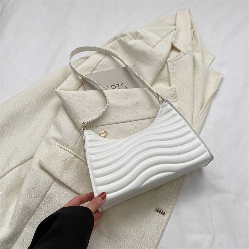 Textured shoulder Bag For Women