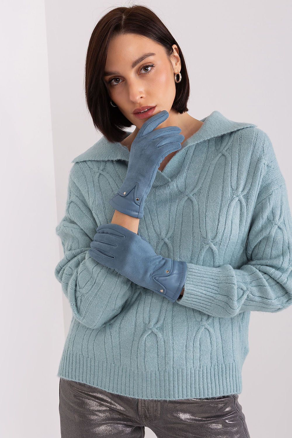  Gloves model 188293 AT 