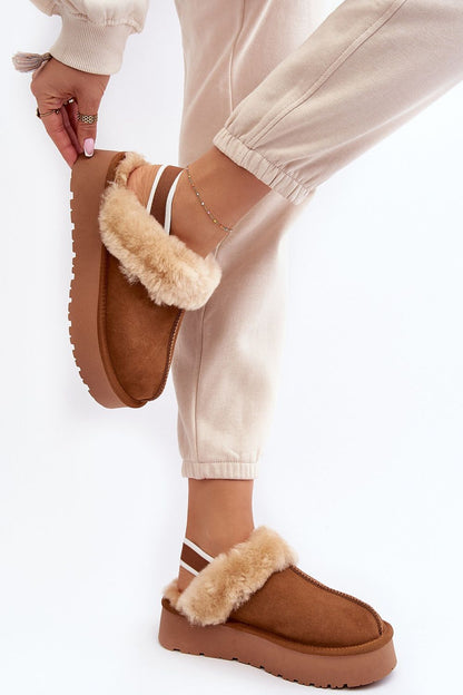  Slippers model 188659 Step in style 