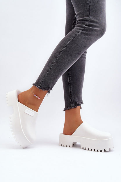  Flip-flops model 194121 Step in style 