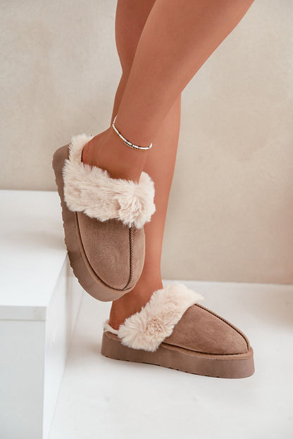 Slippers model 203583 Step in style 