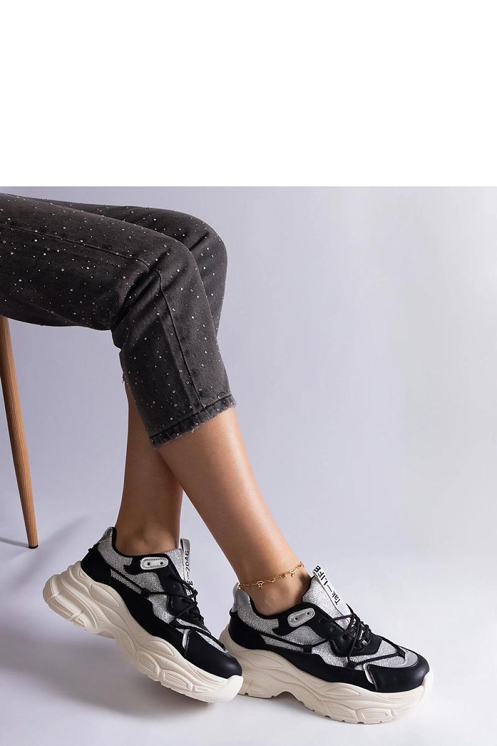  Sport Shoes model 207150 Solea 