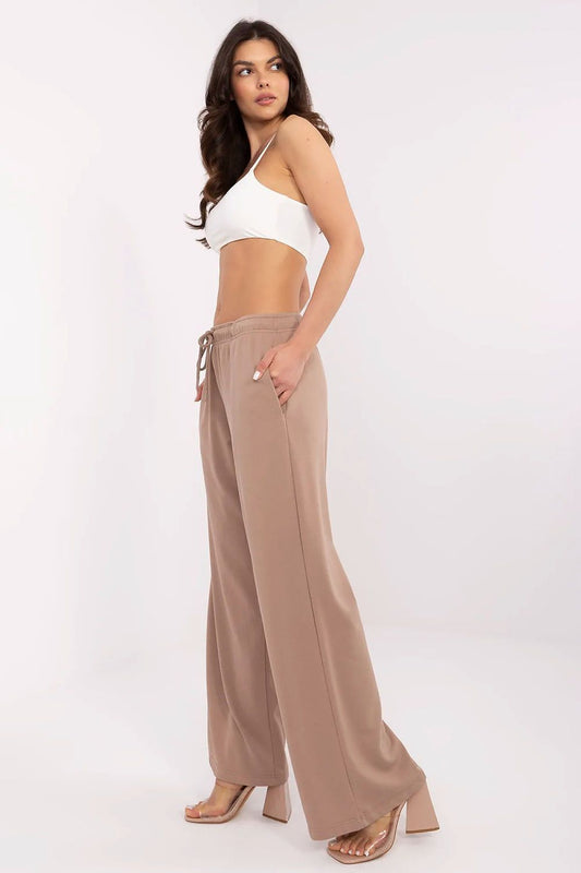  Tracksuit trousers model 210621 Relevance 