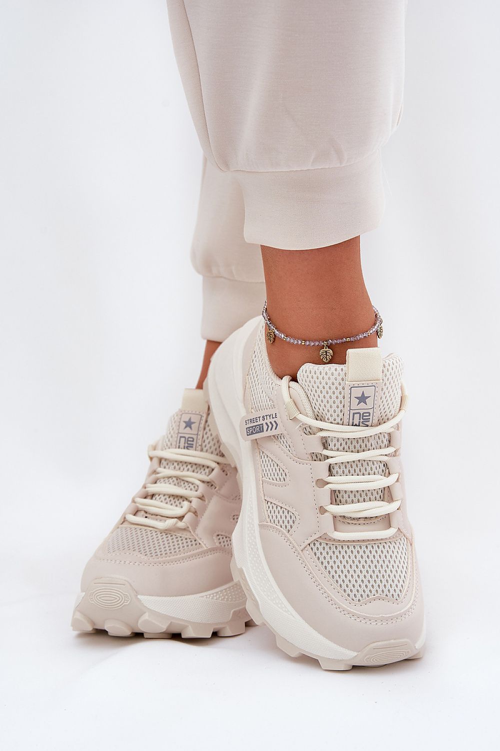  Sport Shoes model 211335 Step in style 