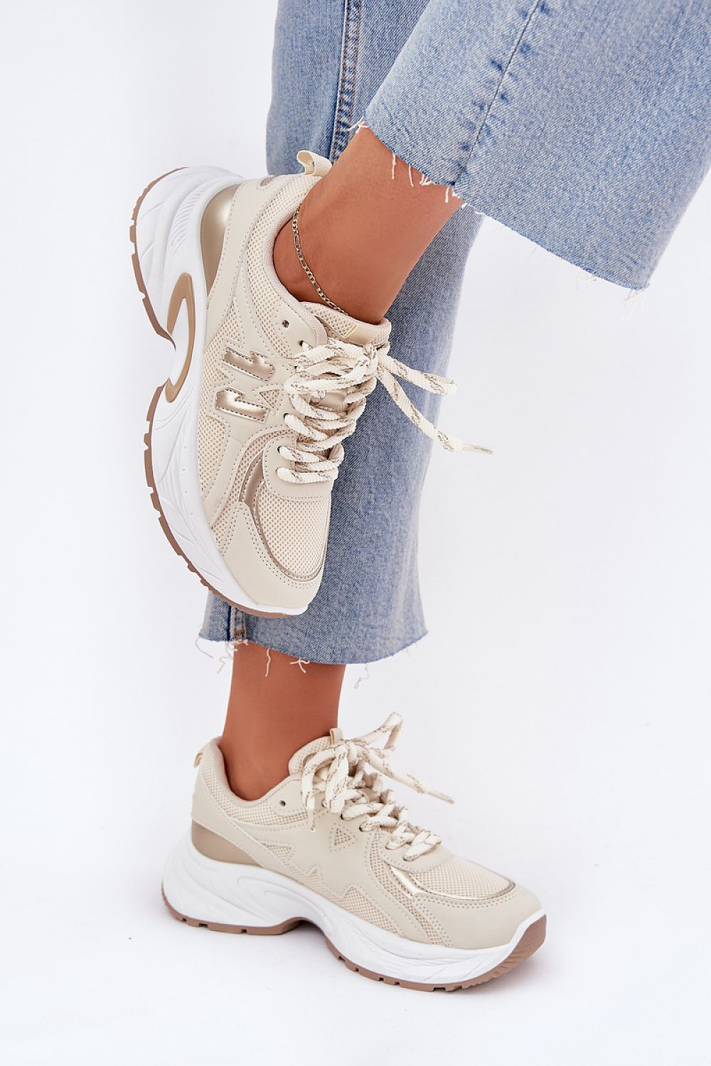  Sport Shoes model 216448 Step in style 