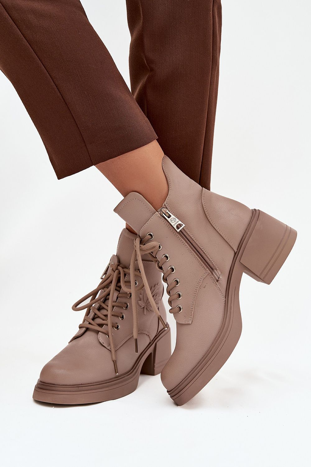  Boots model 219255 Step in style 