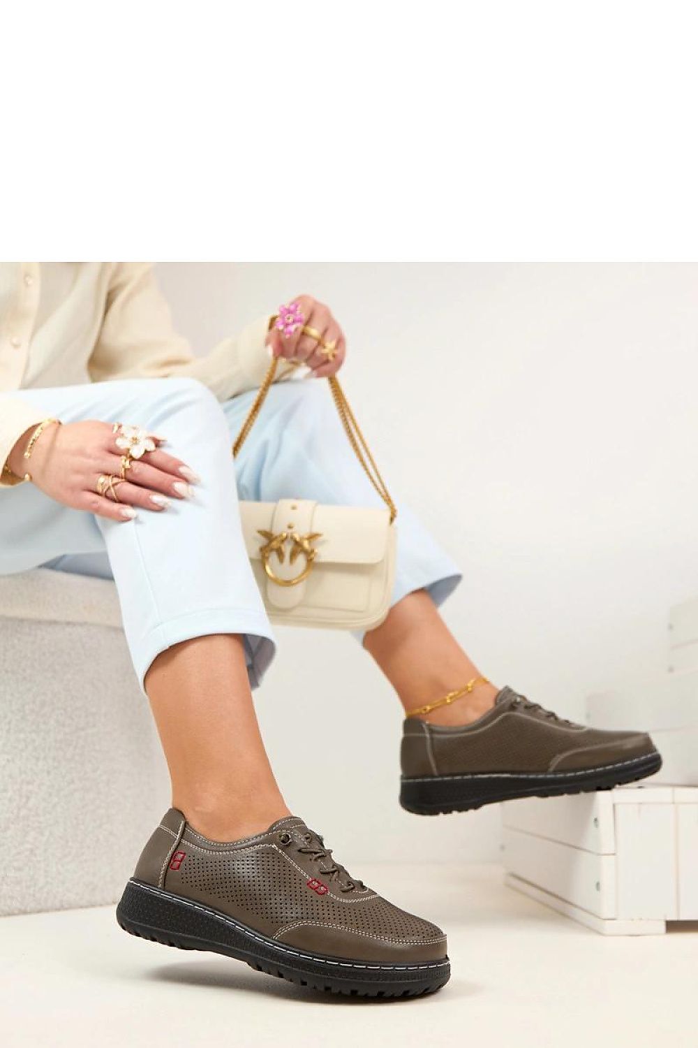  Half shoes model 225591 Solea 