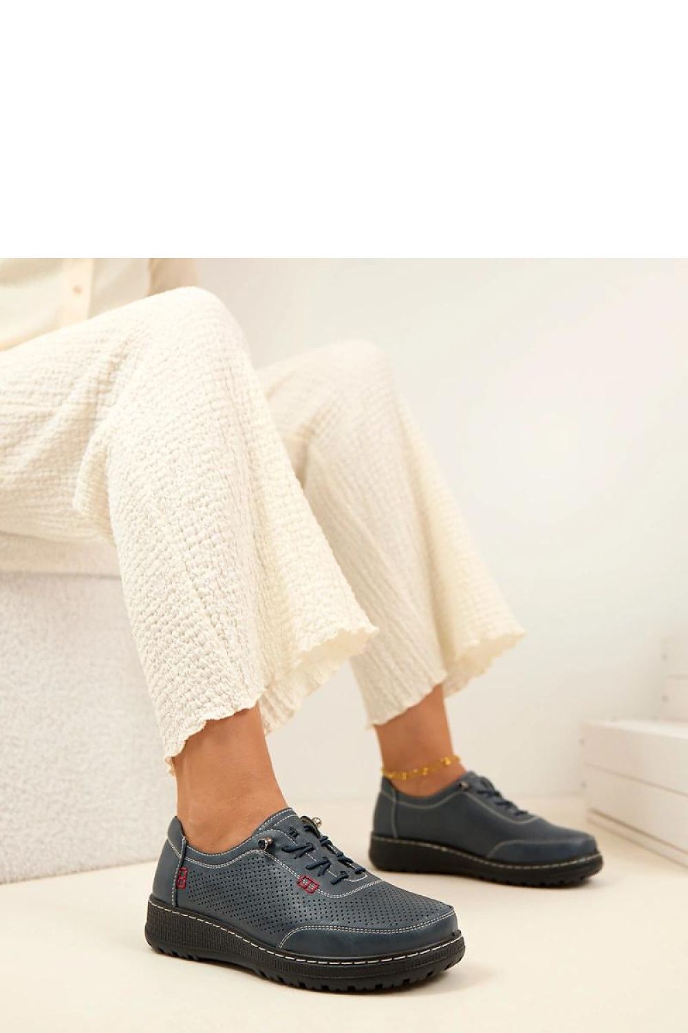  Half shoes model 225599 Solea 