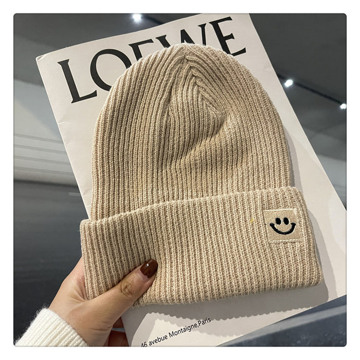 Woman Solid Color Knitted Beanie