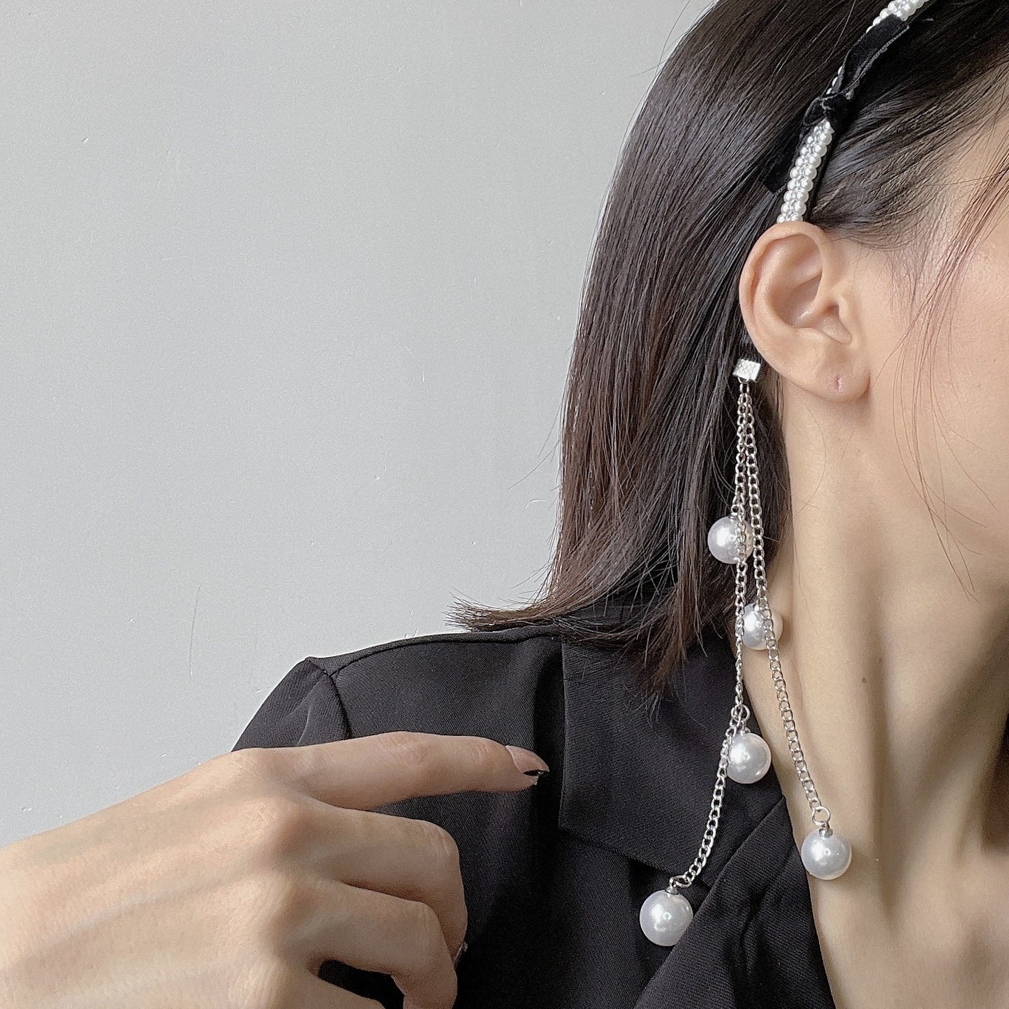 Women's vintage Pearl Hair Headband