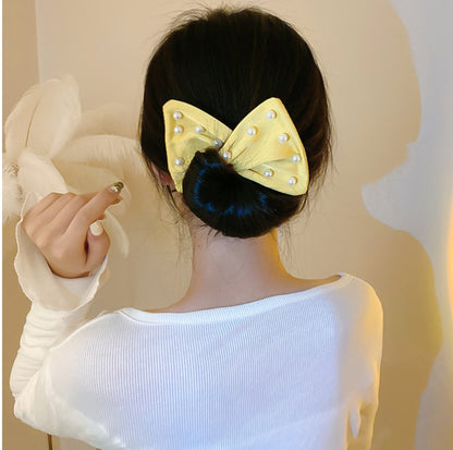 Geometric Flannel Pearl Coil Hair Iron
